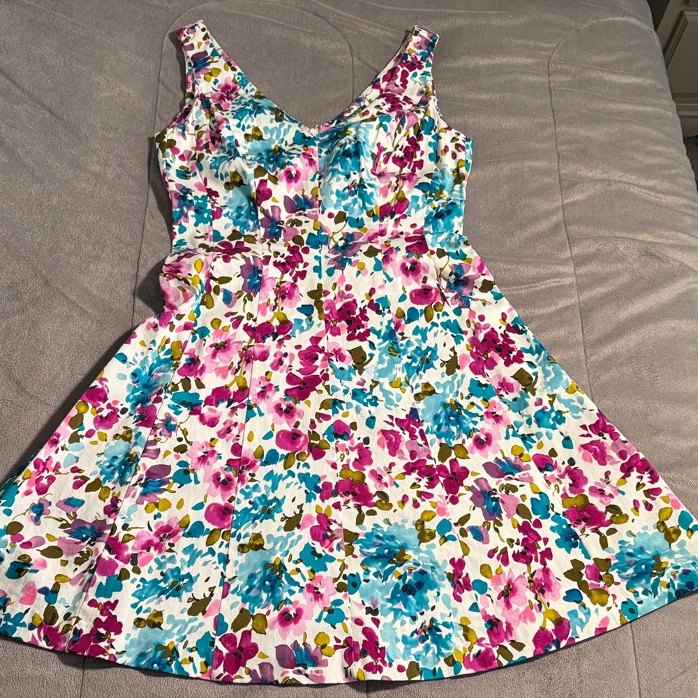 Lauren Ralph Lauren White Floral V-Neck Dress with Pink & Blue Blooms